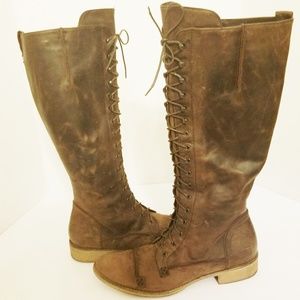 Charles David Size 7 Brown Leather Boots